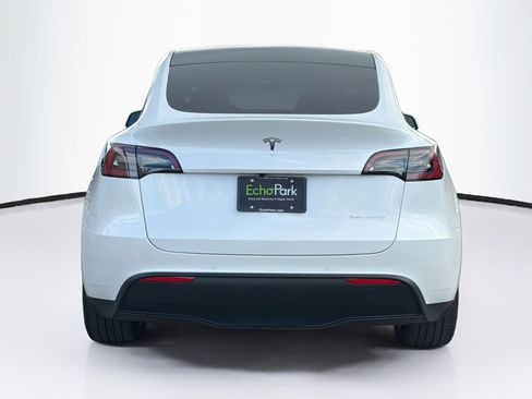 Used 2022 Tesla Model Y Long Range AWD/4WD image 7