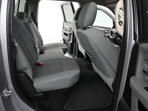 Used 2019 RAM 1500 Big Horn image 9