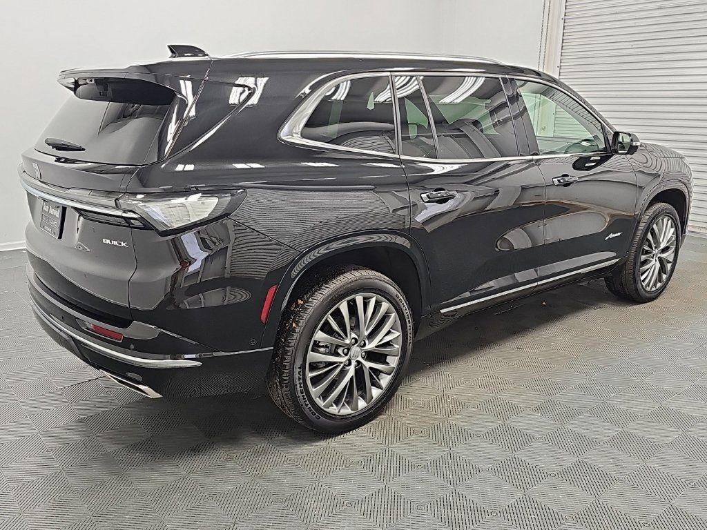 Certified 2025 Buick Enclave Avenir w/ Super Cruise Package AWD/4WD image 9