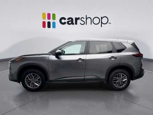 Used 2024 Nissan Rogue S image 2