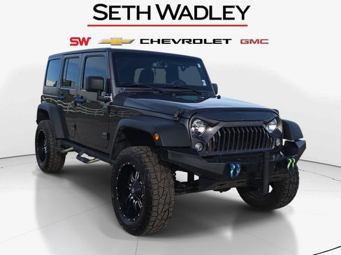 Used 2018 Jeep Wrangler Unlimited Sport S AWD/4WD image 37