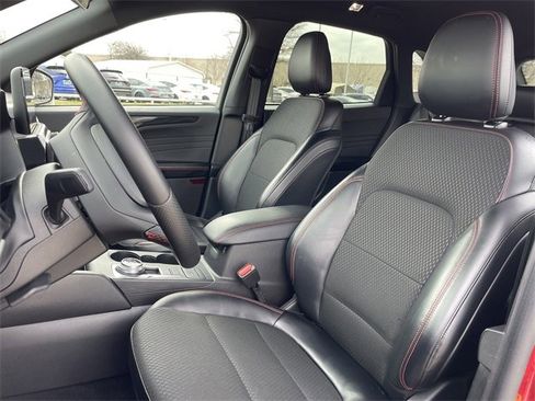 Used 2025 Ford Escape ST-Line image 24