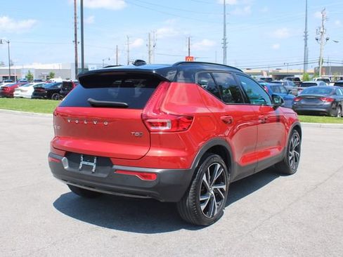 Used 2021 Volvo XC40 T5 R-Design w/ Advanced Package AWD/4WD image 43