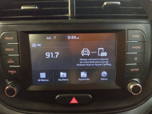 Used 2020 Kia Soul LX FWD image 25
