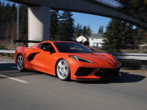 Used 2020 Chevrolet Corvette Stingray Premium Cpe w/ 3LT Preferred Equipment Group image 52