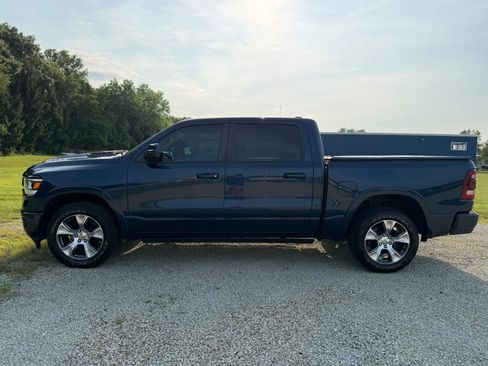 Used 2019 RAM 1500 Laramie AWD/4WD image 8