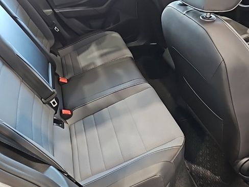 Used 2025 Volkswagen Jetta SE image 17