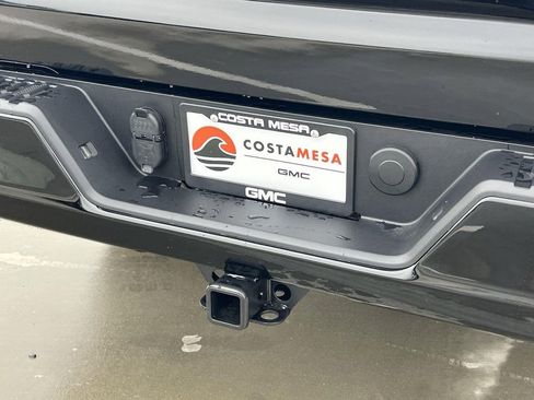 New 2026 GMC Sierra 1500 Elevation image 29