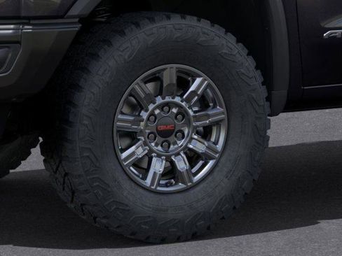 New 2025 GMC Sierra 1500 AT4X image 9