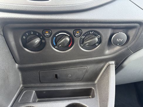 Used 2017 Ford Transit 150 130 Low Roof RWD image 19