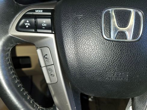 Used 2011 Honda Accord EX-L image 25
