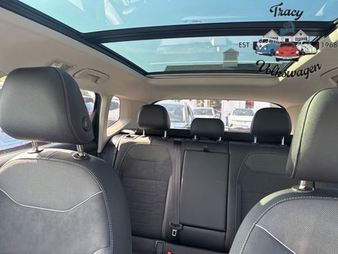 New 2025 Volkswagen Taos SE image 17