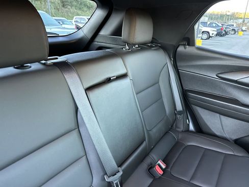 Used 2024 Chevrolet TrailBlazer RS w/ Driver Confidence Package image 31