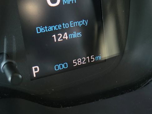 Used 2021 Toyota Corolla LE image 30