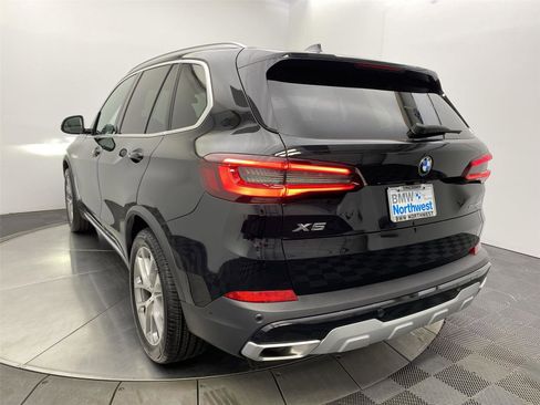 Used 2023 BMW X5 xDrive40i w/ Climate Comfort Package image 34