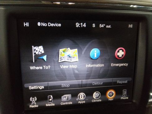 Used 2017 RAM 1500 Laramie w/ Convenience Group image 26