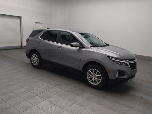 Used 2023 Chevrolet Equinox LT w/ Driver Convenience Package image 11