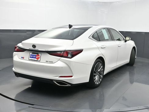 Used 2020 Lexus ES 350 Luxury image 25