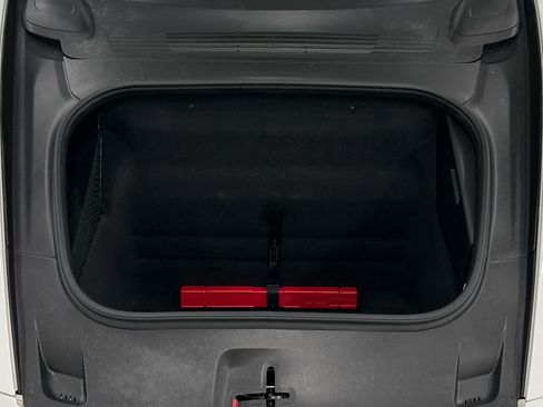Used 2022 Porsche 911 AWD/4WD image 43