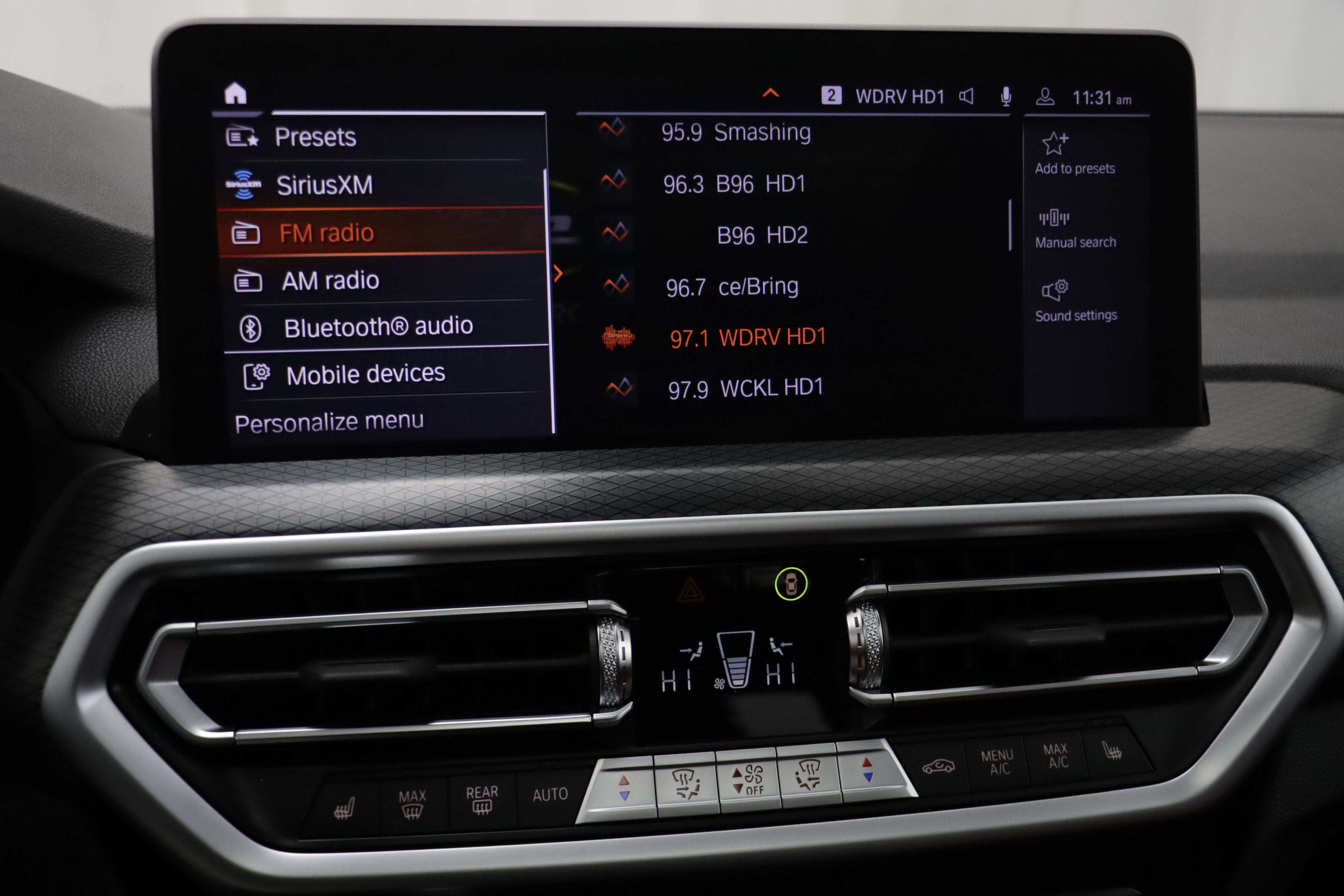 Used 2023 BMW X3 xDrive30i w/ M Sport Package AWD/4WD image 8