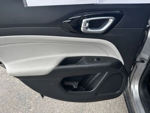 Certified 2023 Jeep Compass Limited AWD/4WD image 18