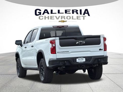 New 2026 Chevrolet Silverado 1500 ZR2 w/ ZR2 Bison Edition AWD/4WD image 5