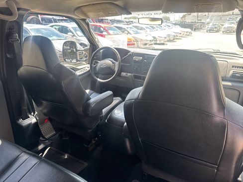 Used 2006 Ford F250 XLT AWD/4WD image 17