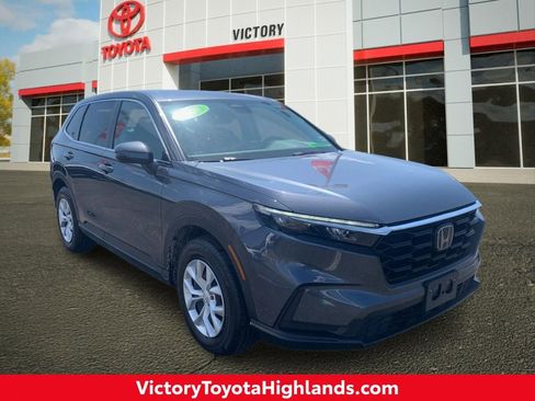 Used 2025 Honda CR-V LX image 1