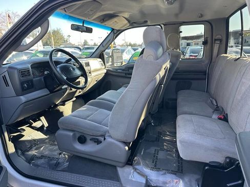 Used 2003 Ford F250 XLT image 14