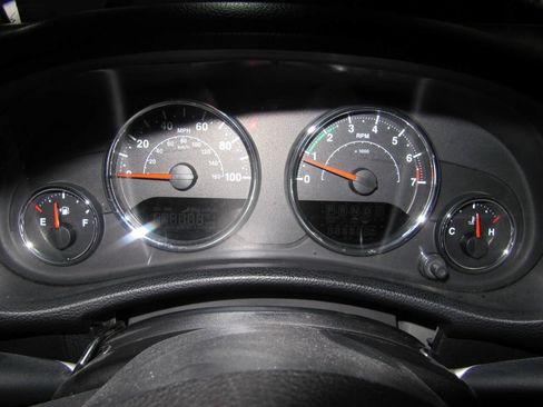 Used 2014 Jeep Wrangler Sport w/ Quick Order Package 24S AWD/4WD image 30