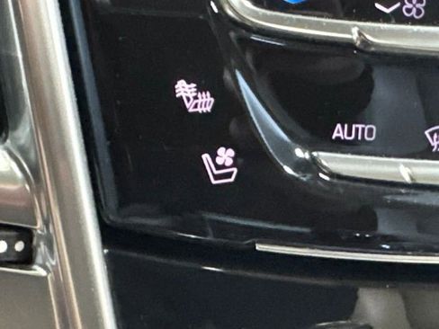 Used 2016 Cadillac SRX Premium FWD image 5