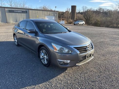 Used 2014 Nissan Altima 2.5 SL w/ Technology Package image 2