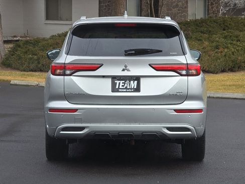 Used 2024 Mitsubishi Outlander SEL image 5