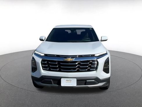 Used 2025 Chevrolet Equinox LT image 4