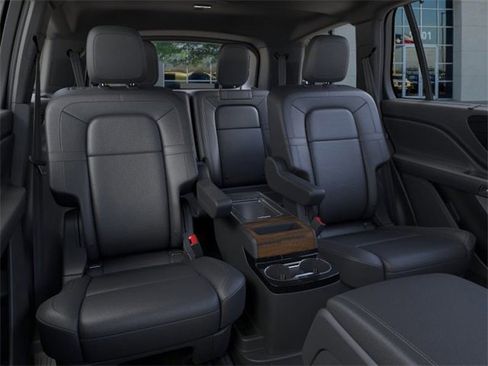 New 2026 Lincoln Aviator Reserve image 11