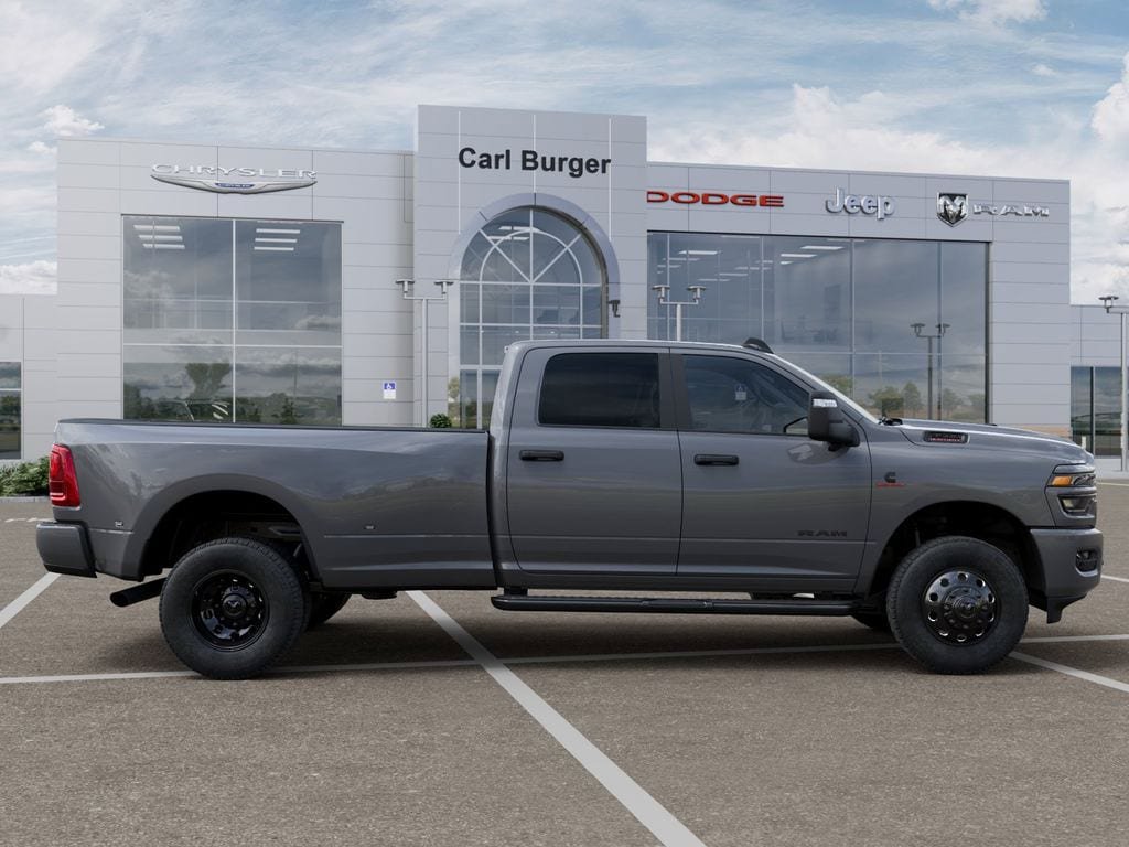 New 2026 RAM 3500 Big Horn AWD/4WD image 21