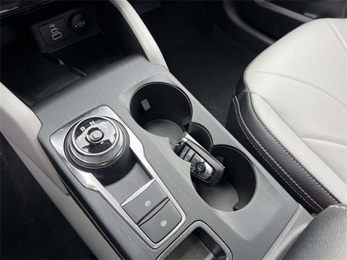 New 2026 Ford Escape SE w/ PHEV Premium Package image 22