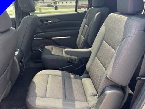 Used 2024 Chevrolet Traverse Z71 w/ Enhanced Driving Package AWD/4WD image 27
