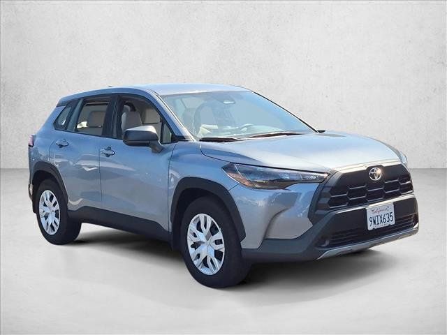 Used 2026 Toyota Corolla Cross L FWD image 3