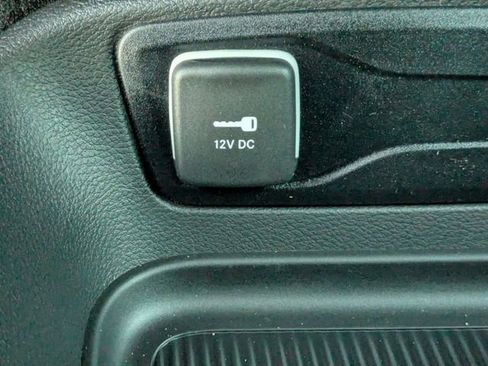 New 2026 Chrysler Pacifica Select image 22