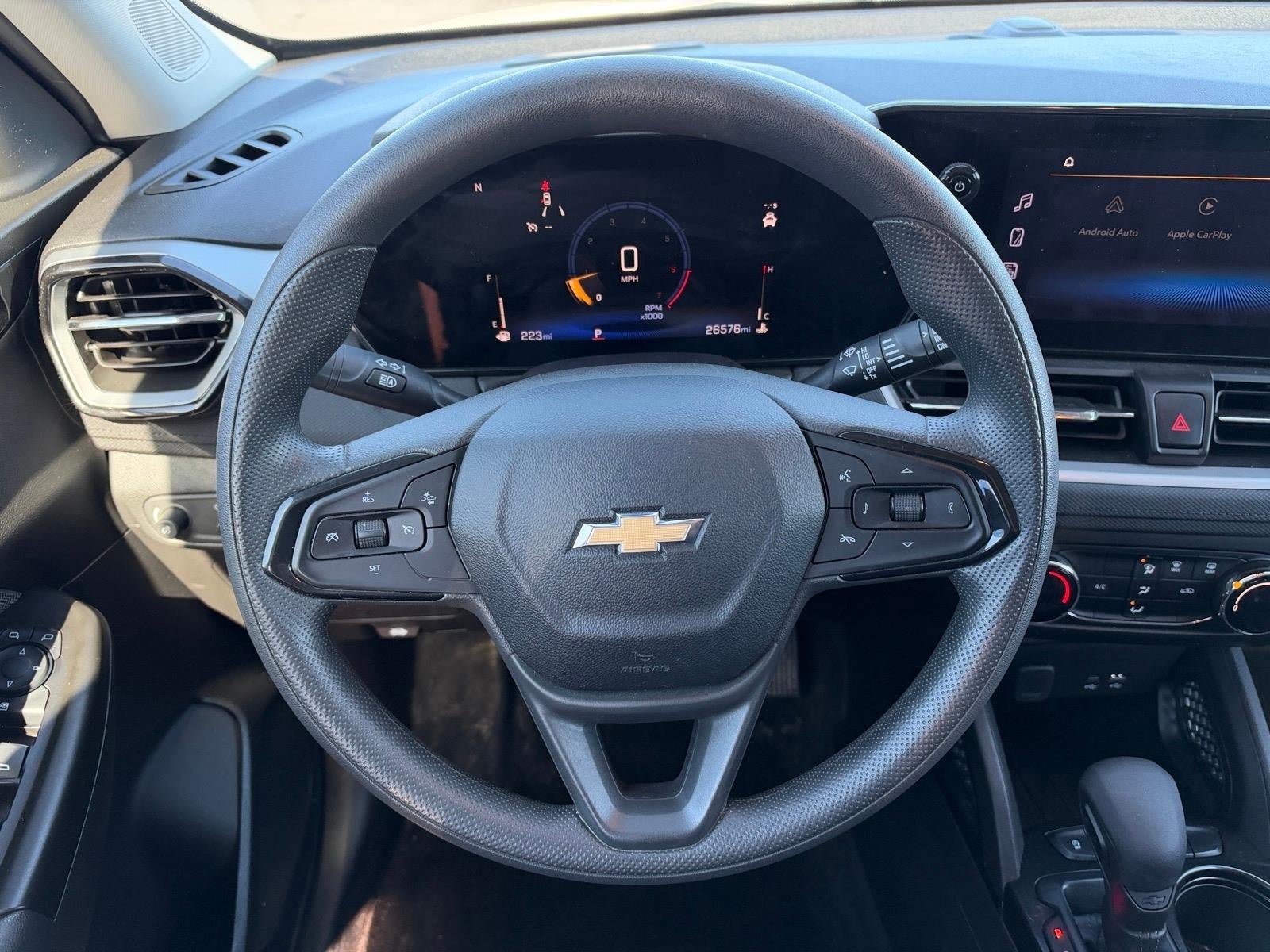 Used 2024 Chevrolet TrailBlazer LS w/ LS Convenience Package FWD image 7