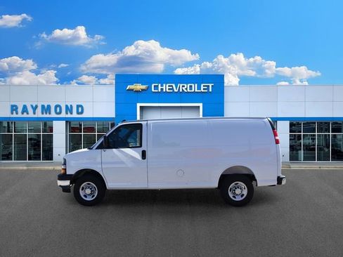 New 2025 Chevrolet Express 2500 w/ Driver Convenience Package RWD image 7