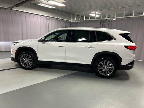 New 2026 Buick Enclave Preferred w/ Power Package AWD/4WD image 4