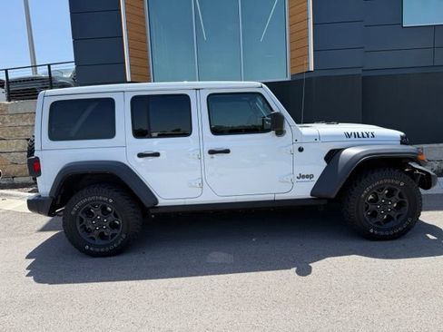 Used 2023 Jeep Wrangler Unlimited w/ Sun & Screen Package AWD/4WD image 2