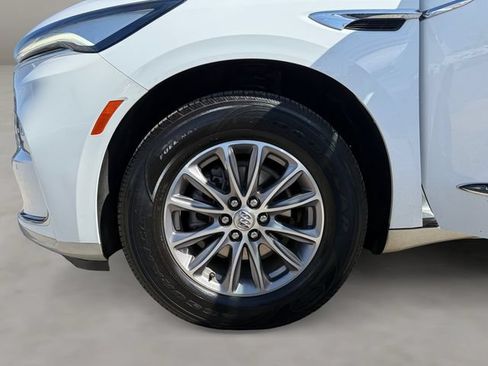 Used 2024 Buick Enclave Premium AWD/4WD image 22