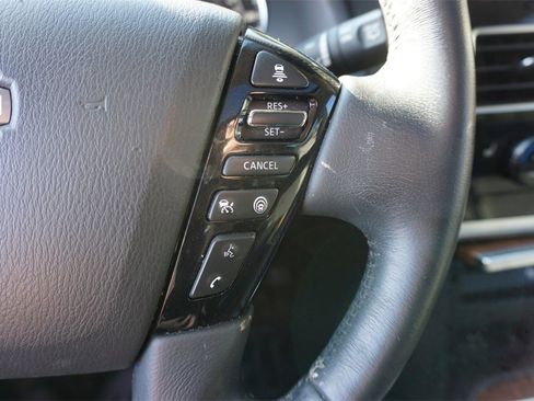 Used 2023 Nissan Armada SL w/ Captain's Chairs Package image 9