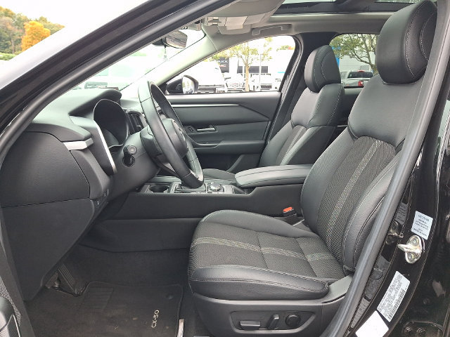 Used 2025 MAZDA CX-50 AWD 2.5 S w/ Premium Package image 2