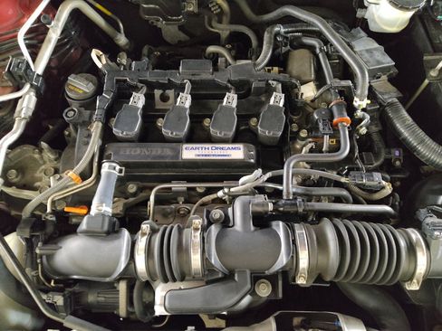 Used 2019 Honda Accord LX image 30