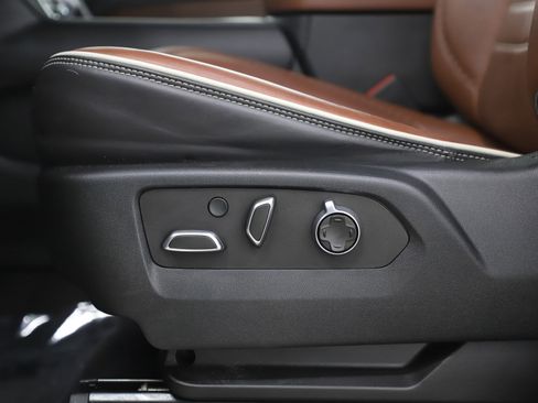 Used 2023 GMC Yukon XL Denali Ultimate image 35