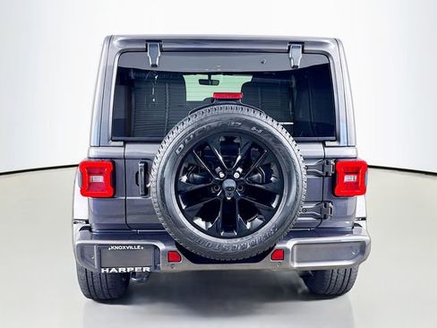 Used 2020 Jeep Wrangler Unlimited Sahara AWD/4WD image 8